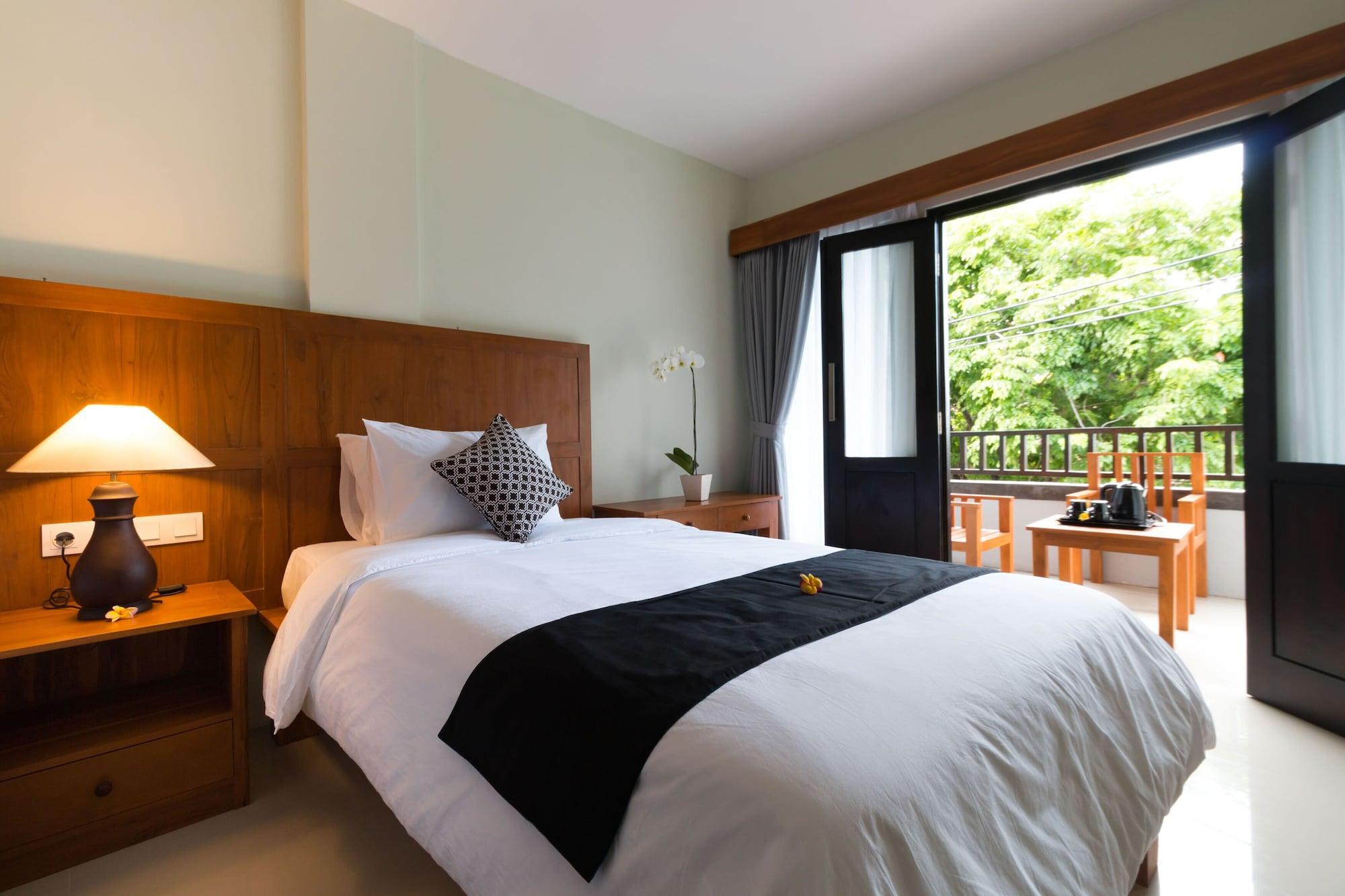 Ab Hotel Kuta By Agata Экстерьер фото