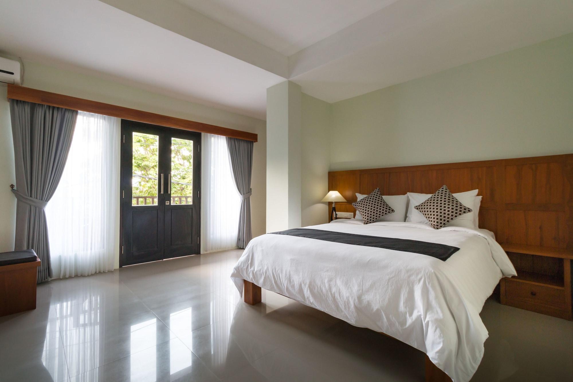 Ab Hotel Kuta By Agata Экстерьер фото