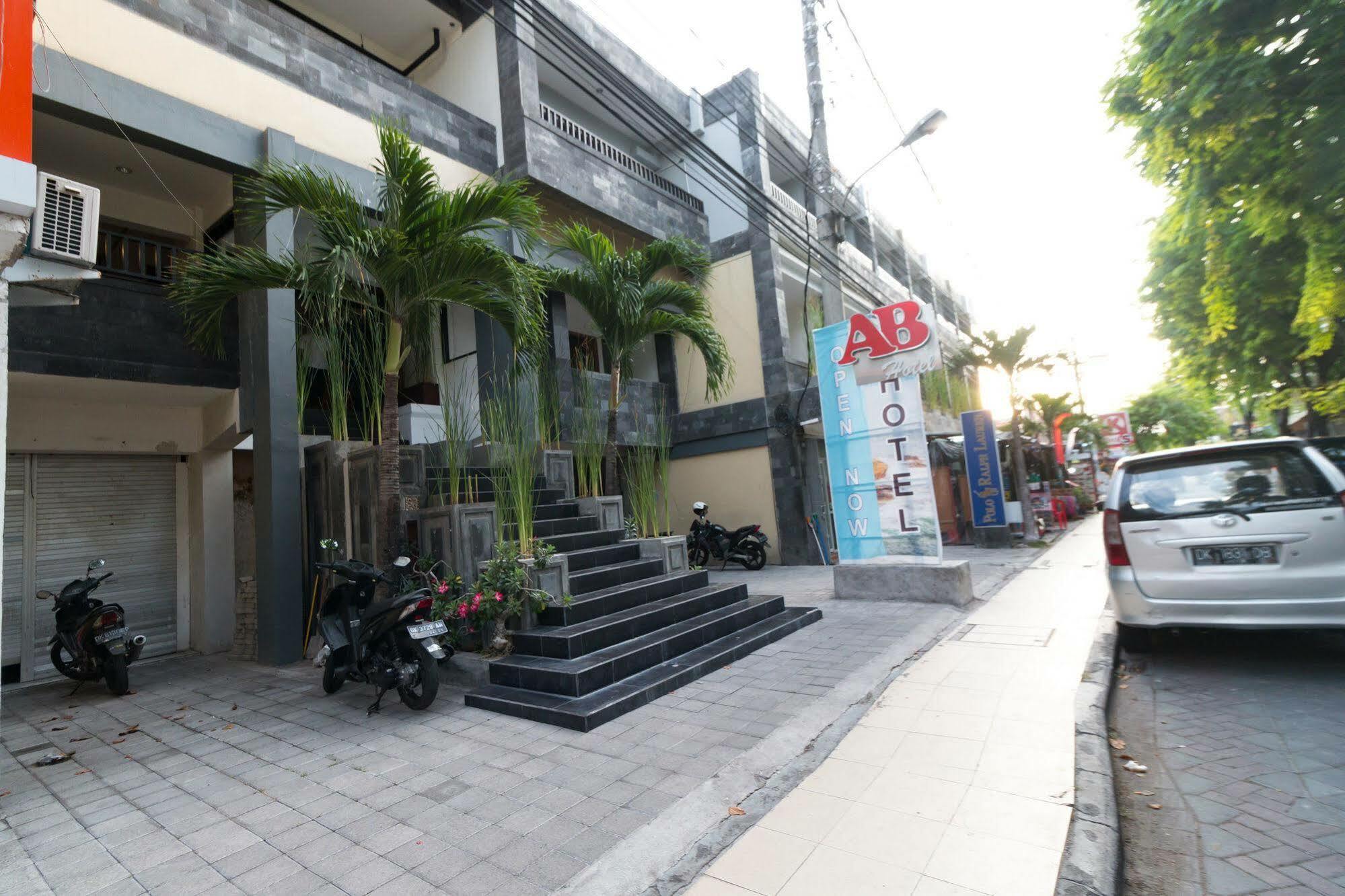Ab Hotel Kuta By Agata Экстерьер фото